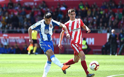 赫罗纳主场0-0闷平西班牙人，两队狂轰32脚无果，副班长3轮抢两分逃离榜尾