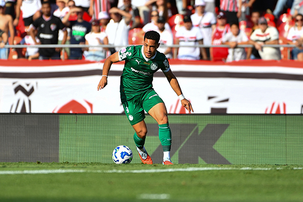 3000万欧转会<a href=/zuqiubofang/barcelona/ target=_blank class=infotextkey>巴萨</a>一年就被卖，20岁罗克回巴甲8场8球正名！